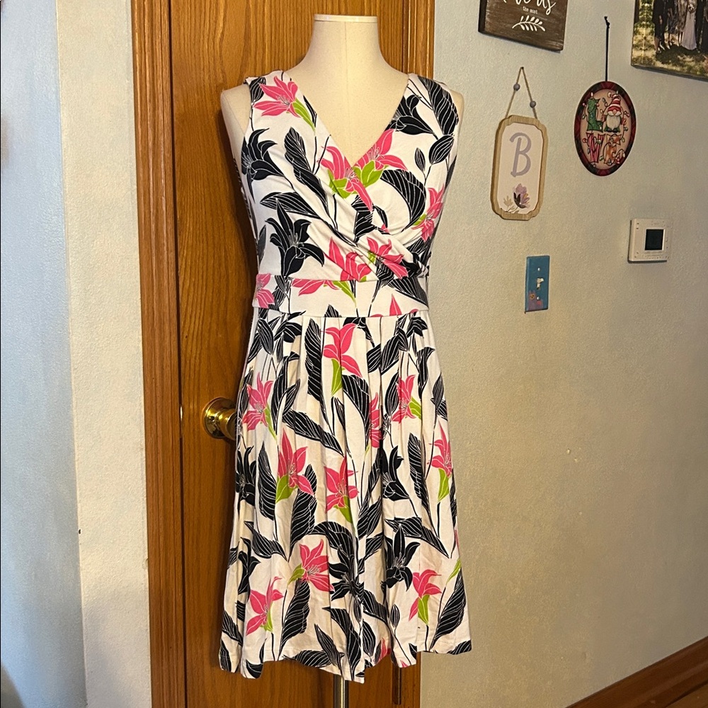 Lands End Pink Floral Dress - Women’s Size Medium